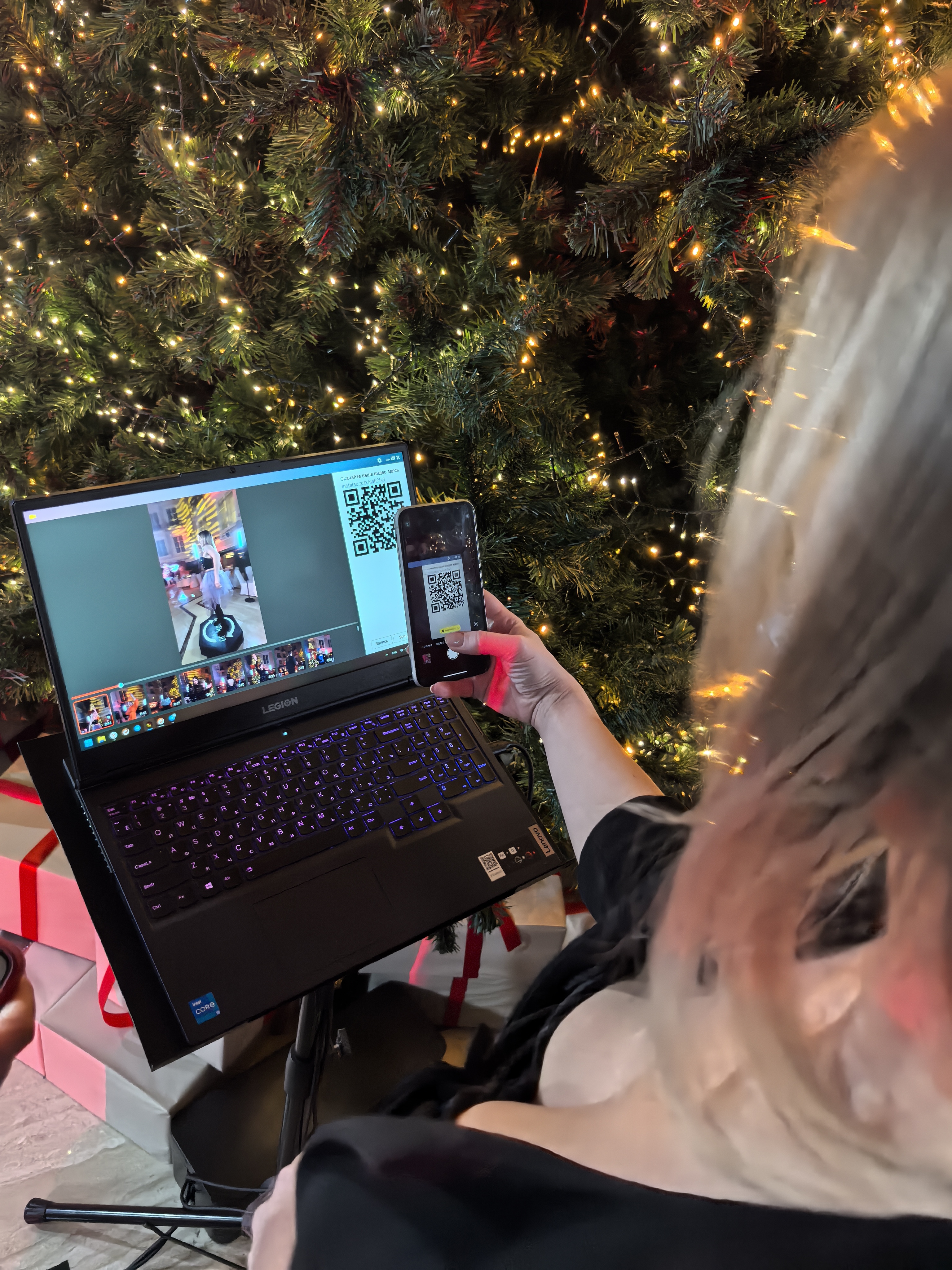 Гости получают контент на площадке